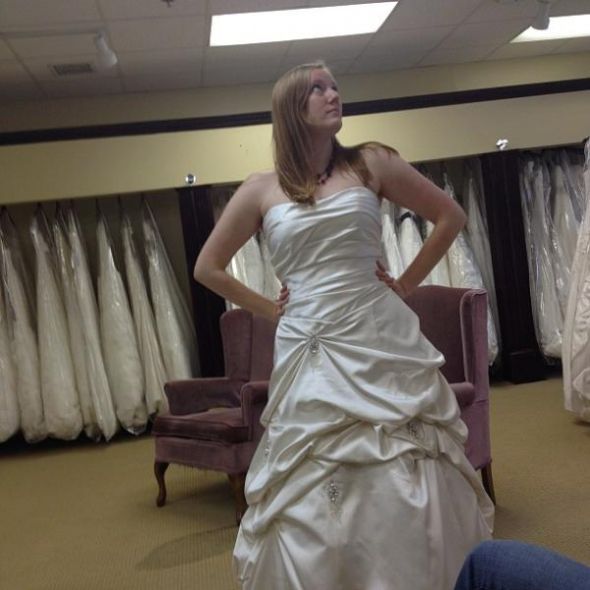 Budget brides with dresses under 1000! :  wedding dress AhNesZsCIAQ2dOQ