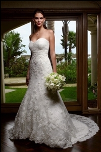 Any ladies alter their dresses to make it look different? : wedding CAS 1914