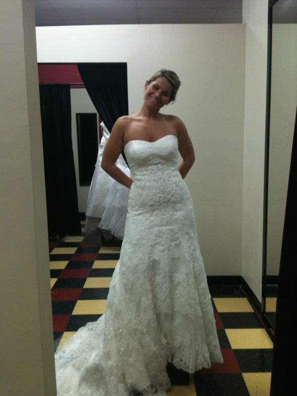Pear Shaped Brides :  wedding IMG 3049