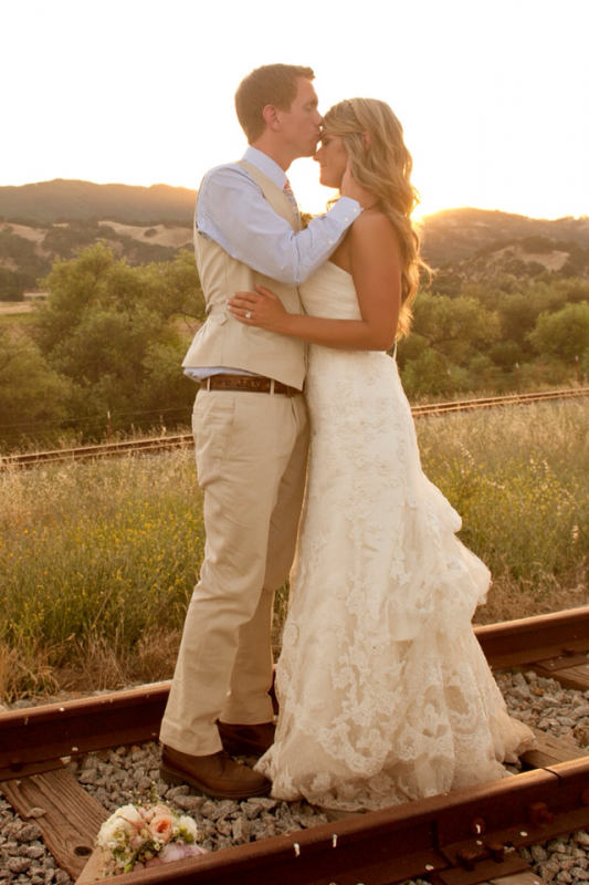 Any Casablanca 2017 bustle pics/recommendations out there? :  wedding dress bustle casablanca IMG 4280