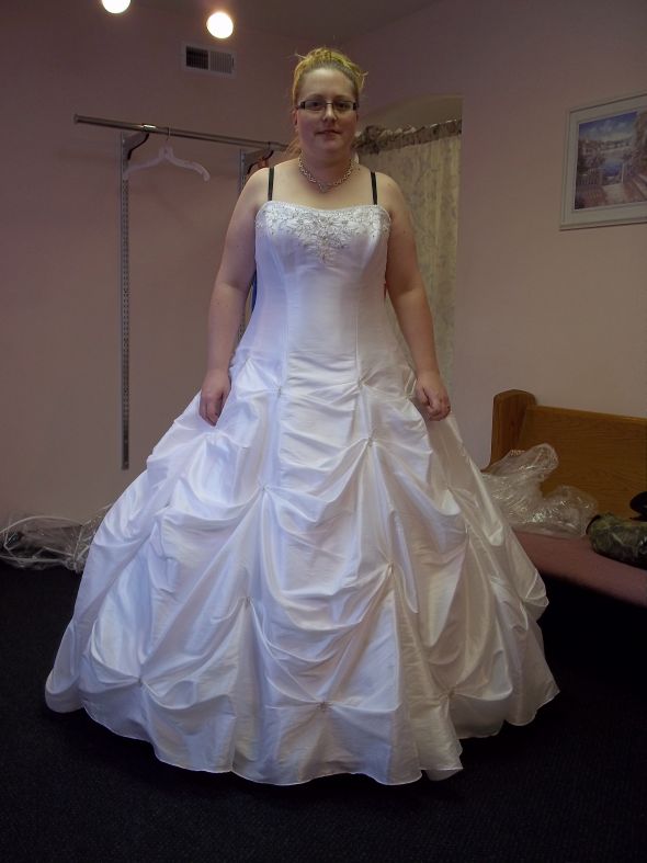 Any Alfred Angelo Brides? :  wedding alfred angelo bride bridal dress 100 0133