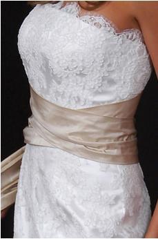 WANTED.. Lace Wedding Gown :  wedding lace dress mermaid ivory dress All Lace Ivory Gowns Strapless
