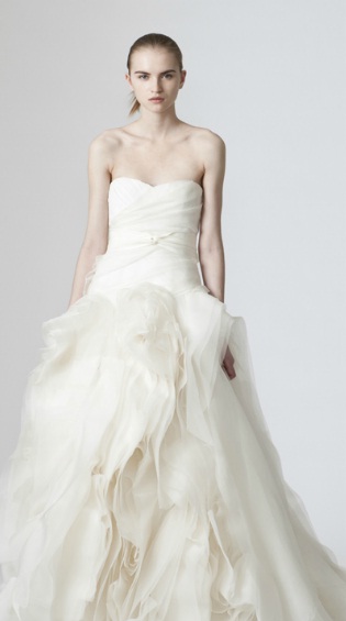 What's your dream DRESS???? : wedding Vwgown2