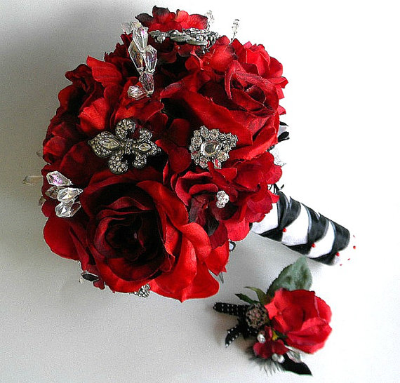 Brooch Bouquet (Pic Heavy)
