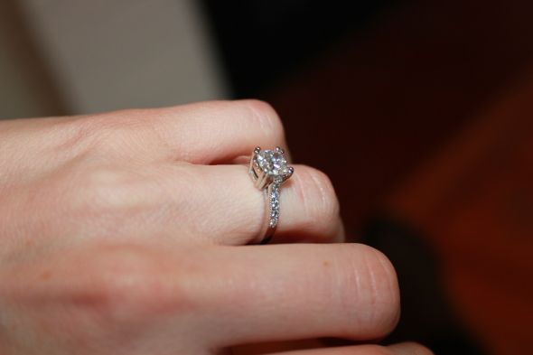 How many carats on a 4.25 - 4.5 skinny small finger please? :  wedding ring engagement carat finger IMG 0428
