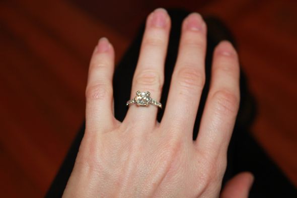 How many carats on a 4.25 - 4.5 skinny small finger please? :  wedding ring engagement carat finger IMG 0434