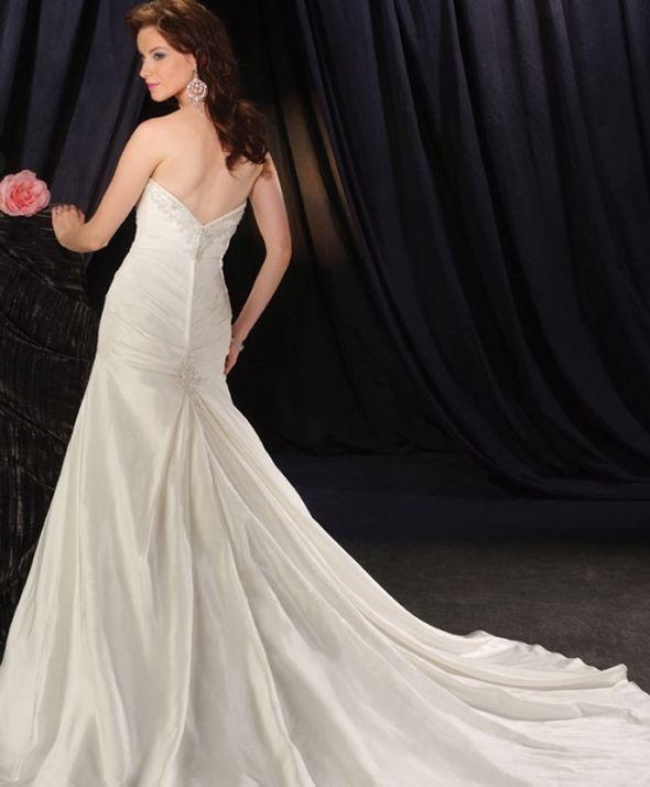 Is This the Dress? :  wedding bonny 913 wedding dress ivory dress taffeta Back