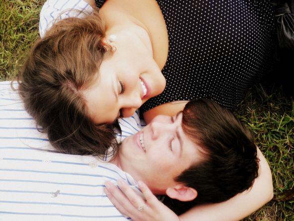 Plus sized brides...Engagement Pic poses??? :  wedding engagement weight plus size sized overweight pictures pic picture pose poses P9030196
