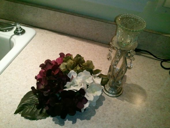 Mixed or Monochromatic Pomanders on Candelabras? Help and opinions!? :  wedding pomanders candelabra decor centerpiece mixed colors purple hydrangeas CandelabraMixed