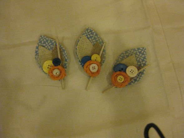 burlap and fabric boutonnieres