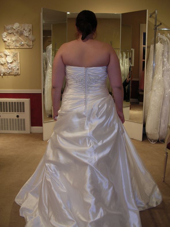 Show me your under $1000.00 dresses :  wedding DressBack