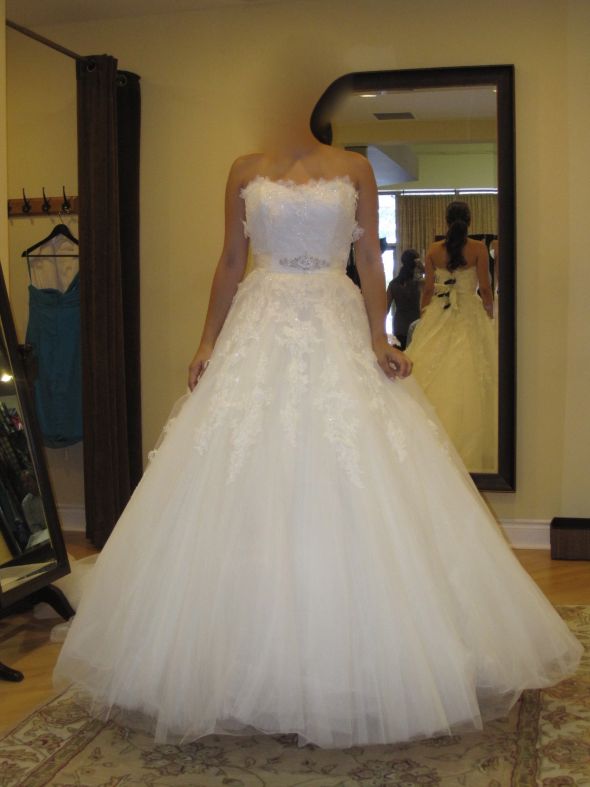 Pronovias Bermeo 2012 Costura collection. : wedding dress pronovias 2012 1 cost real bride Batista
