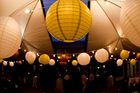 Paper Lanterns in Ivory, Green and Brown : wedding lanterns green ivory brown reception decor Lanterns 1
