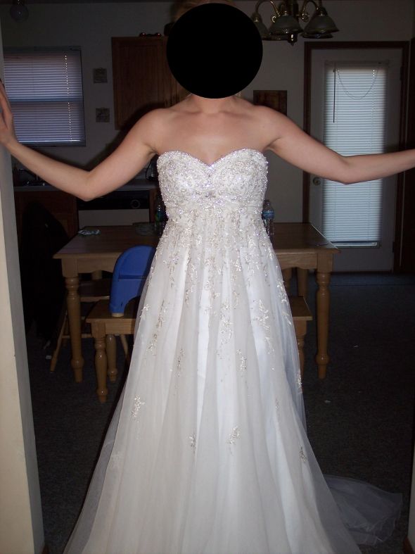 Please HELP..Belt or NO Belt....  Read before you vote please..(0: :  wedding belt no belt dress help ivory Bee