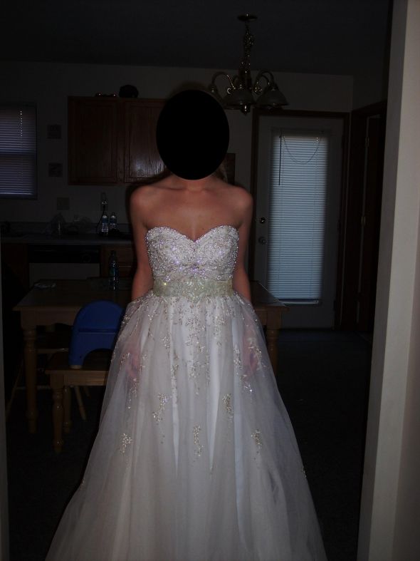 Please HELP..Belt or NO Belt....  Read before you vote please..(0: :  wedding belt no belt dress help ivory Bee Belt 4
