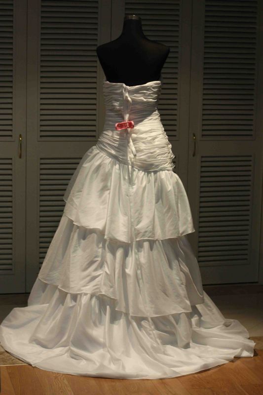 Jeff Liu April Bridal wedding dress order :  wedding china dress custom wedding dress online wedding dress jeff liu april bridal Back Of Dress