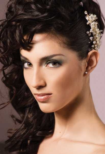 Show Me: Half-down or Side Do Inspiration for Curly Haired Girls :  wedding curly hair half up half down Jhg