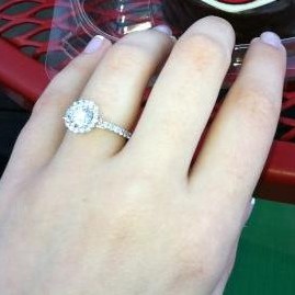 What is the total diamond carat weight of your e-ring? (diamond only) : wedding carat size total carat weight Ring2