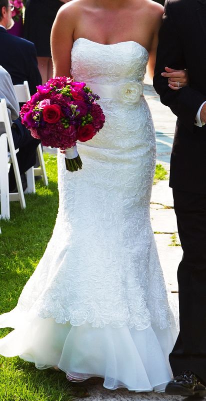 Loved My Dress and Bouquet wedding soft white color purple white ivory 