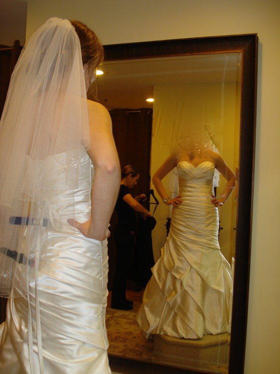 What to do? My Fit & Flare gown turned into a sloppy Mermaid? :  wedding 17024 750