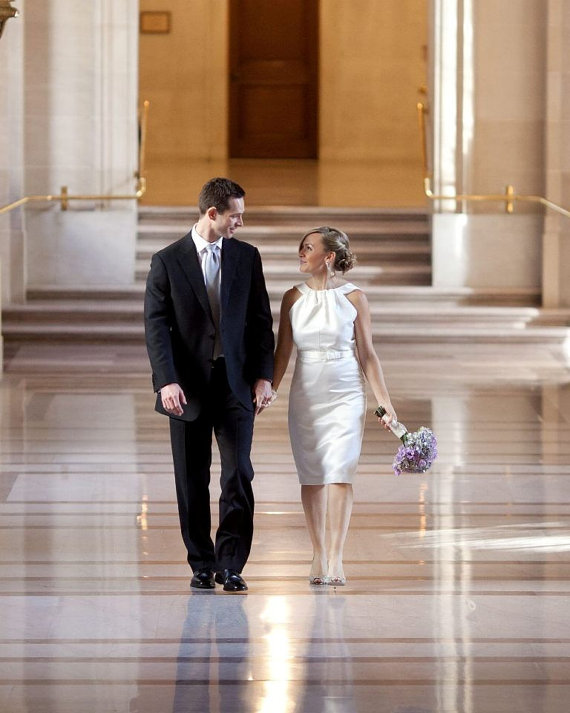 Woulda, Coulda, Shoulda.... Questioning the dress!