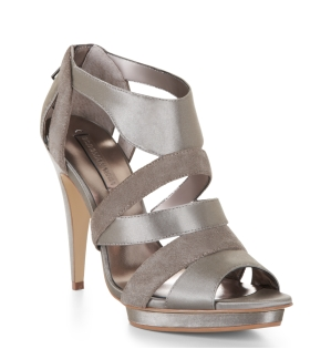 Shoe regret? :  wedding shoes dress fashion Screen Shot 2012 01 23 At 11.01.07 PM
