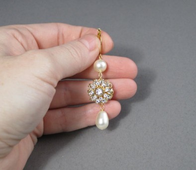 Show me your earrings?! :  wedding earrings accessories Etsy