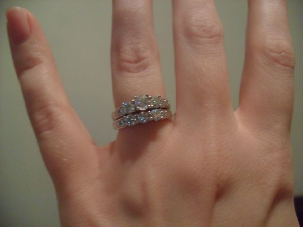 Spinoff: What shape is your center stone? :  wedding Ringz