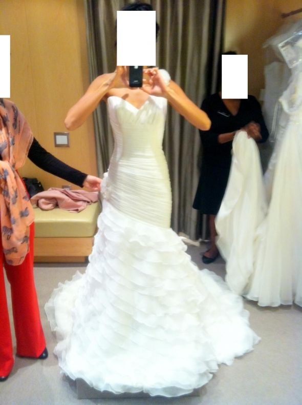 Slender, small-framed, help with style of dresses :  wedding skinny petite gown short Photo 5
