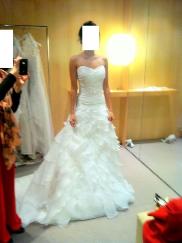 Slender, small-framed, help with style of dresses :  wedding skinny petite gown short Photo 7