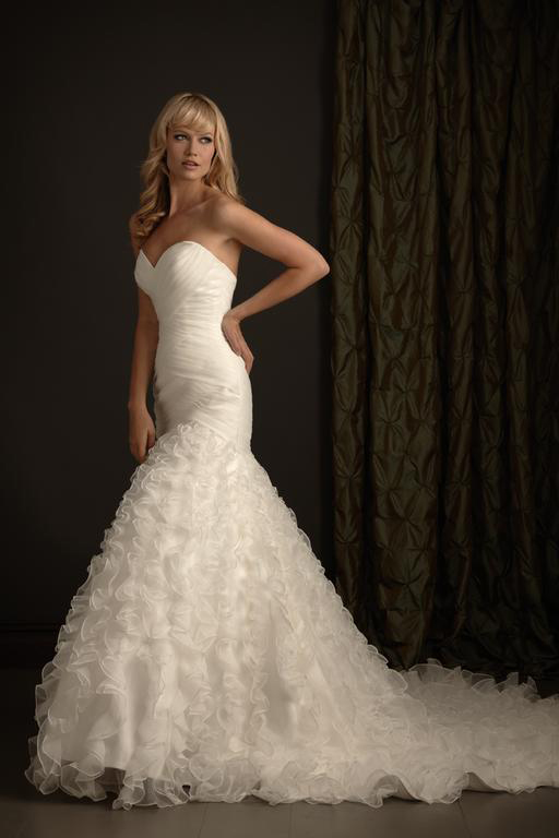 Show me your Strapless Wedding Dresses... :  wedding ALLURE2404