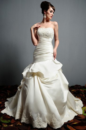 Need help! What type of crinoline should I use? : wedding dress crinoline petticoat Wedding Dress