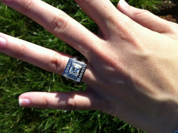 Princess Cut Engagement Ring 1.34 center, 2,78 tcw - halo, split shank :  wedding Photo 5