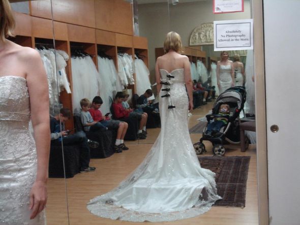 I think I found my dress :  wedding 307275 231144403606214 100001319673342 569087 448812887 N