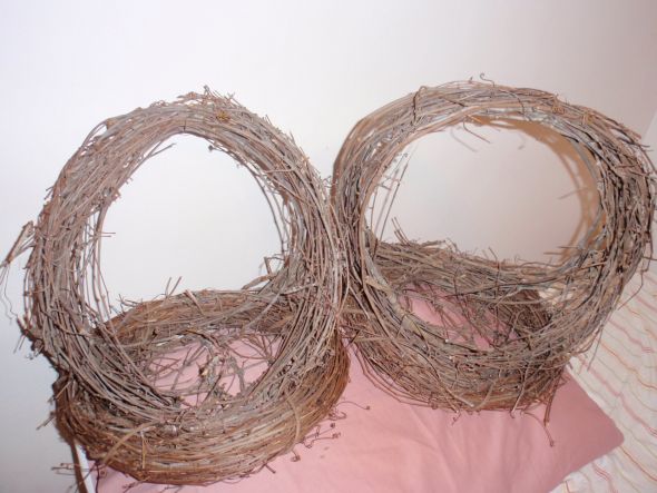I have two large grapevine baskets that I used in my fall wedding for 