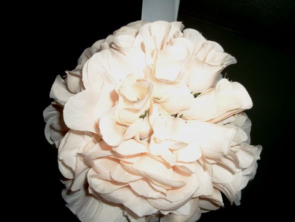 Peach Pomanders, Ivory Feather Wreaths and Wooden Cigar Boxes FOR SALE! :  wedding pomanders peach ivory cigar decor pink bouquet flowers reception DSC01110