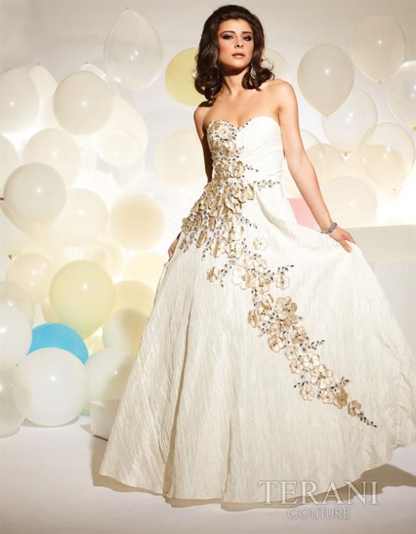 POLL: Dress For Botanic Garden Wedding :  wedding poll outdoor wedding botanic garden dress Cherry Blossoms