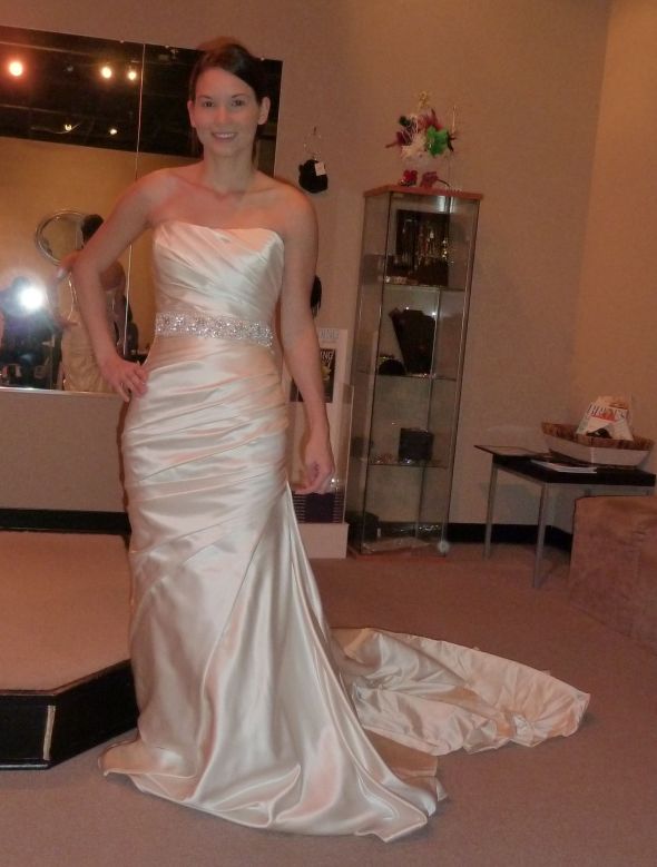 SO indecisive...pick my dress!! (Pic heavy) :  wedding dress help pictures pics maggie sottero essence of australia casablanca la sposa P1030961