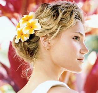 Brand NewBee's First Post: Footwear and hair question to the beach brides :) : wedding beach wedding footwear destination Beach Wedding Hairstyle