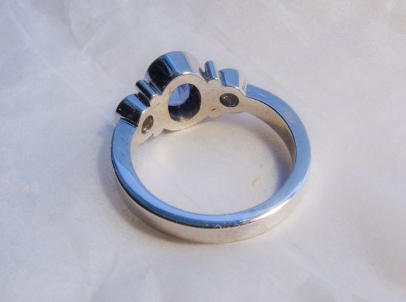 Ring Porn: my custom made blue sapphire e-ring (big photos) : wedding e ring engagement ring sapphire blue diamonds bezel oval white gold custom made IMG 4756 3