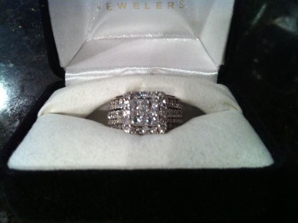 is my ring pretty? Dont lie. :  wedding IMG 02131