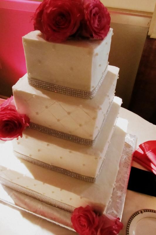 Our Amazing Wedding Cake!