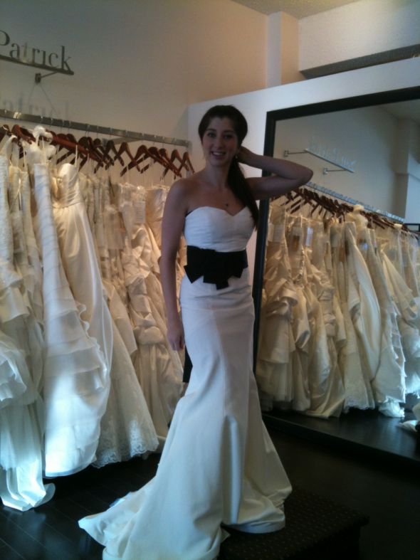 Does my sash Swallow me up? : wedding Photo 1