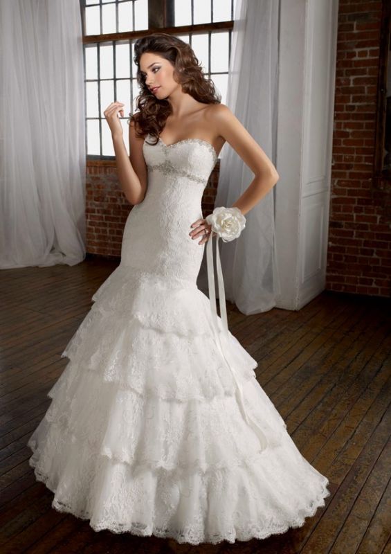 Post your strapless Fit n Flare mermaid gowns wedding gown