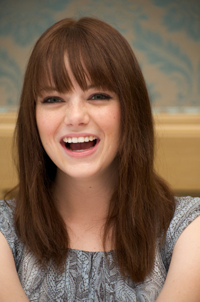 Do you have any celebrity girl-crushes? :  wedding Emma Stone 6h119