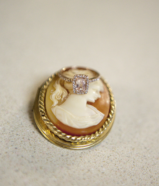 Show me some rose gold halos! : wedding rose gold halo IMG 8133
