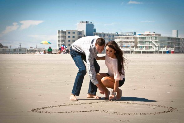 Finally posting my FABULOUS engagement photos! PIC HEAVY* :  wedding boardwalk engagement engagement photo carnival beach photos Engagement12