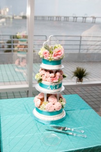 Our Cake with Cupcakes as flowers -  A Cake & Cupcake Creation