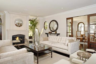 Show me your living rooms for inspiration or help me out :  wedding Livingroom