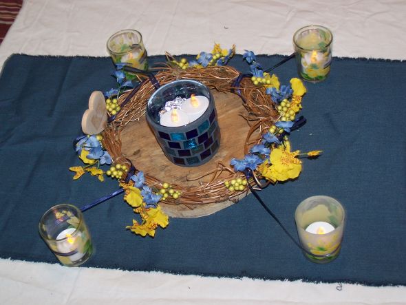My DIY centerpieces and boutoniers....tell me what you think :  wedding diy flowers fake flowers 100 1743